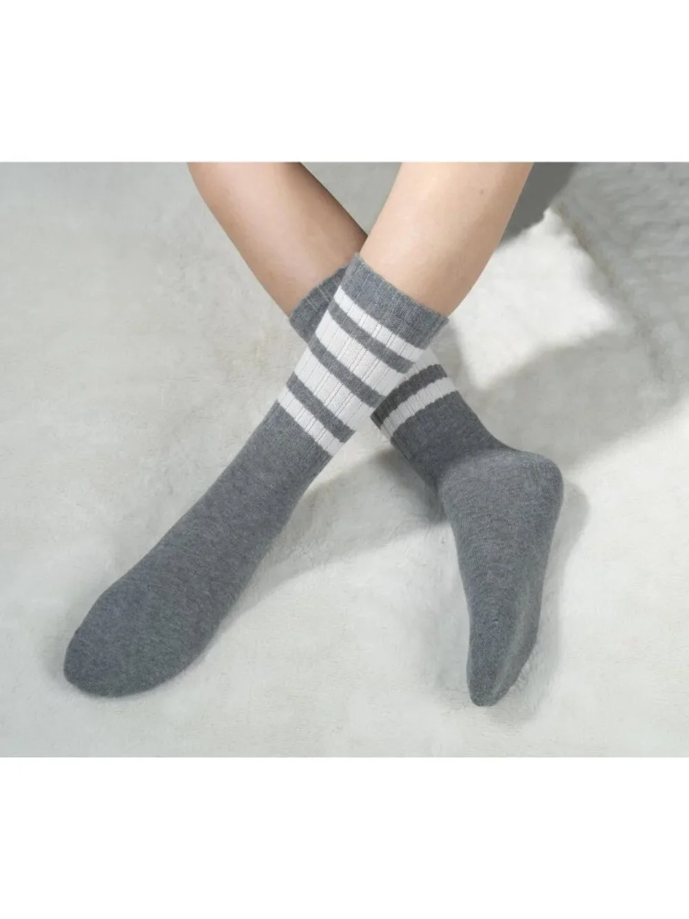 Retro Striped Crew Socks for Women - Stretchy Casual Athletic Cotton Gift, Size